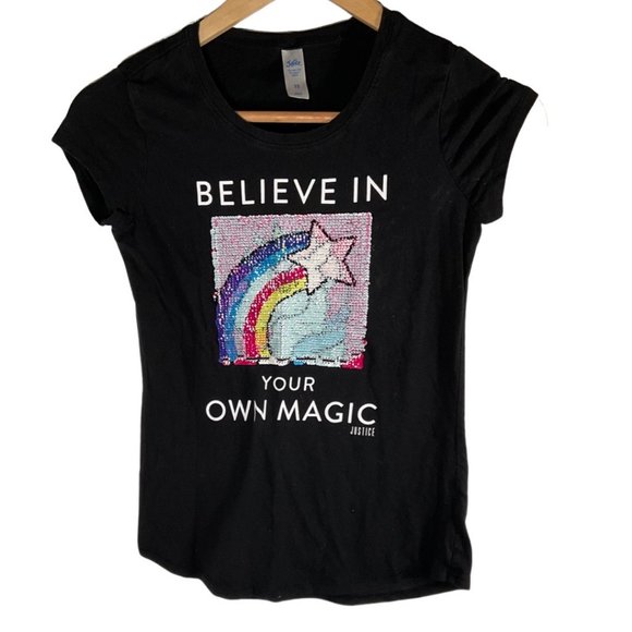👣 5/$25 - Black "Believe in your own magic" T-Shirt w/ Two Way Sequin Logo - Picture 2 of 2